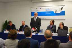 De izquierda a derecha, Javier Quesada, Carlos Pascual, Esteban Morcillo, José Miguel Saval y Ramón Torcal.